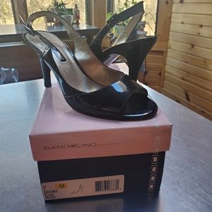 bandolino slingback heels